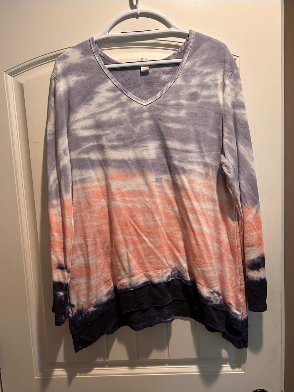 GreenTea Tie-Dye V-Neck Long Sleeve Top in Lavender, Coral and Navy